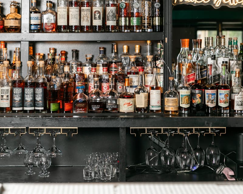 Bar photo 2