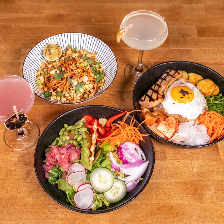Food & Drinks